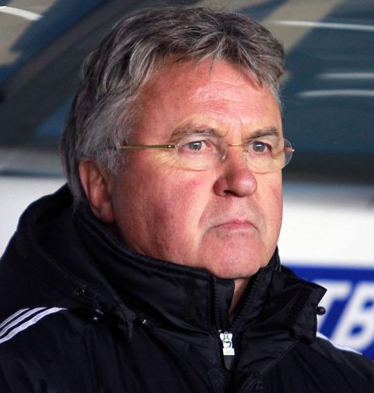 Hiddink memuji pemain yang paling menonjol di PSV selain Saibari - Goal.com